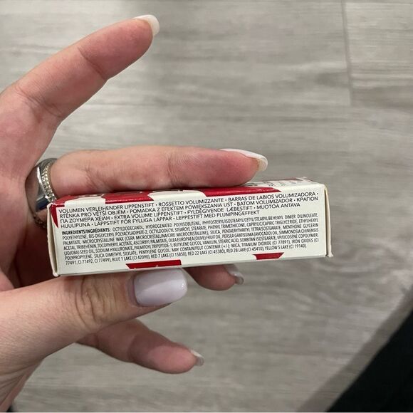 3/$25 ✺ Buxom Full Force Red Raptors Lipstick Baller - Picture 6 of 7